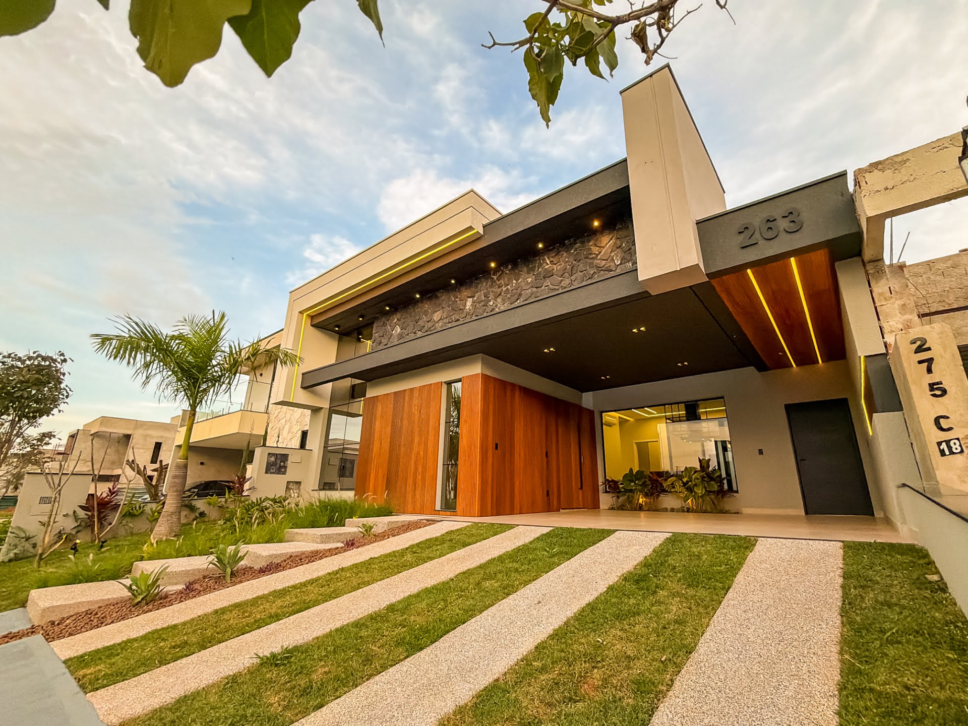Casa à venda com 3 quartos, 3 suítes, 4 vagas e 213m² no Sapezal, Indaiatuba (SP) — foto 5 de 30