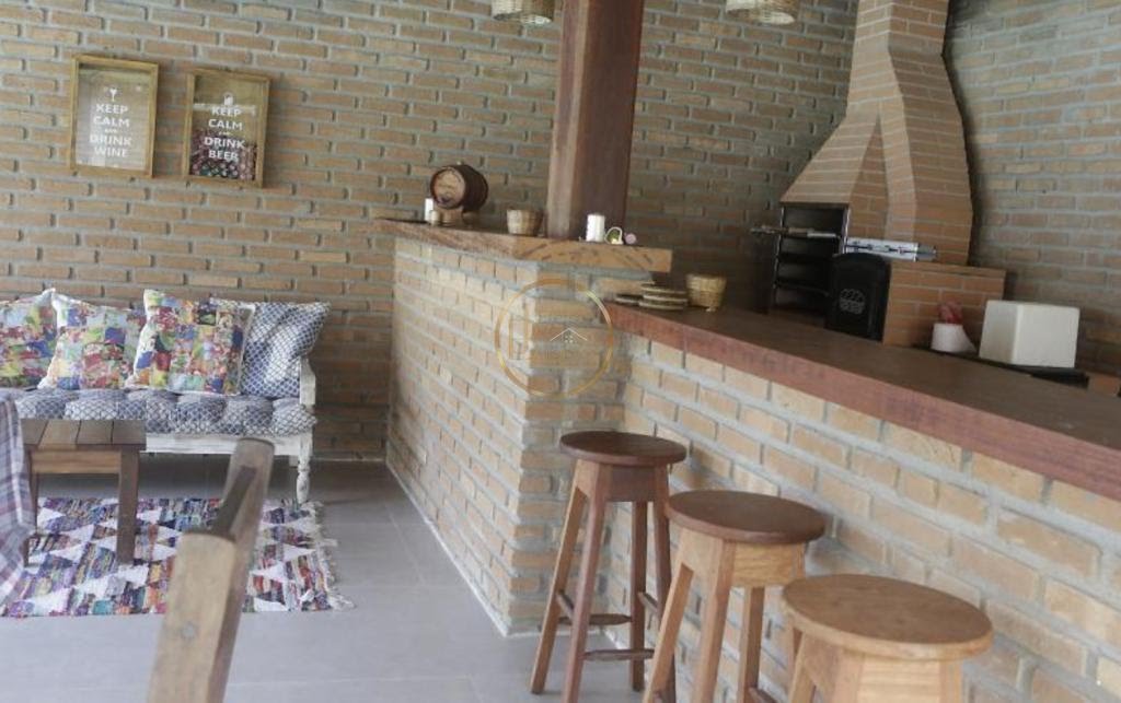Casa à venda com 4 quartos, 1 suíte, 5 vagas e 250m² no Centro Arraial, Porto Seguro (BA) — foto 19 de 23
