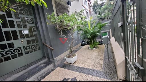 Apartamento à venda no Flamengo: 80m², 2 quartos, térreo