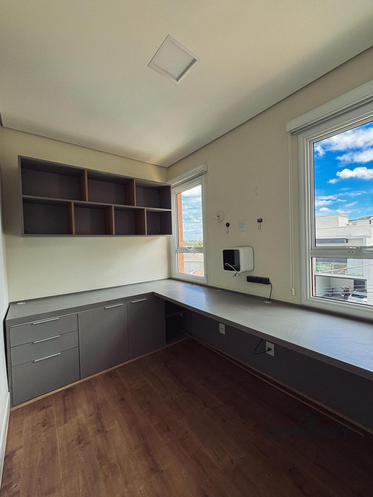 Casa à venda com 4 quartos, 4 suítes, 4 vagas e 338m² no Condomínio Real Park, Arujá (SP) — foto 16 de 28