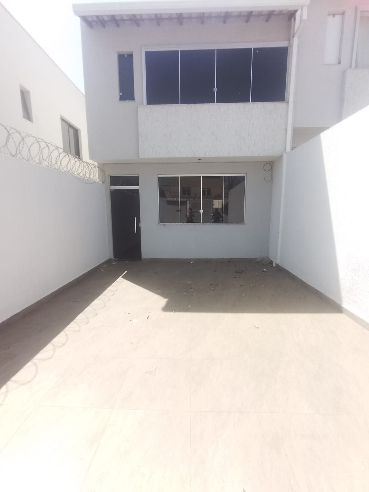Casa à venda com 3 quartos, 1 suíte, 2 vagas e 105m² no Sinimbu, Belo Horizonte (MG) — foto 2 de 19