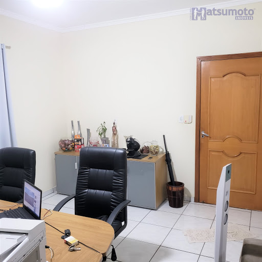 SALA DE VISITA /  ESCRITÓRIO