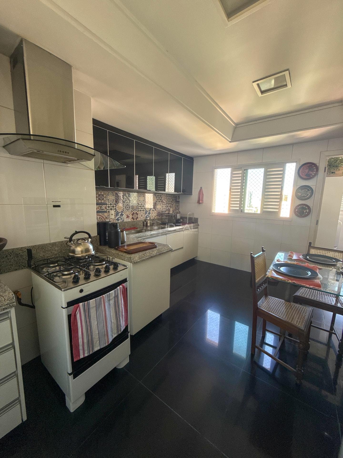 Apartamento à venda com 3 quartos, 1 suíte, 2 vagas e 169m² no Parque Tamandaré, Campos dos Goytacazes (RJ) — foto 28 de 30