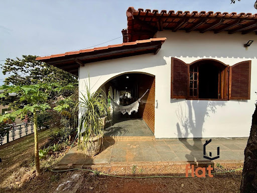 Casa de Alto Padrão no bairro São José, Pará de Minas | 6 Dormitórios