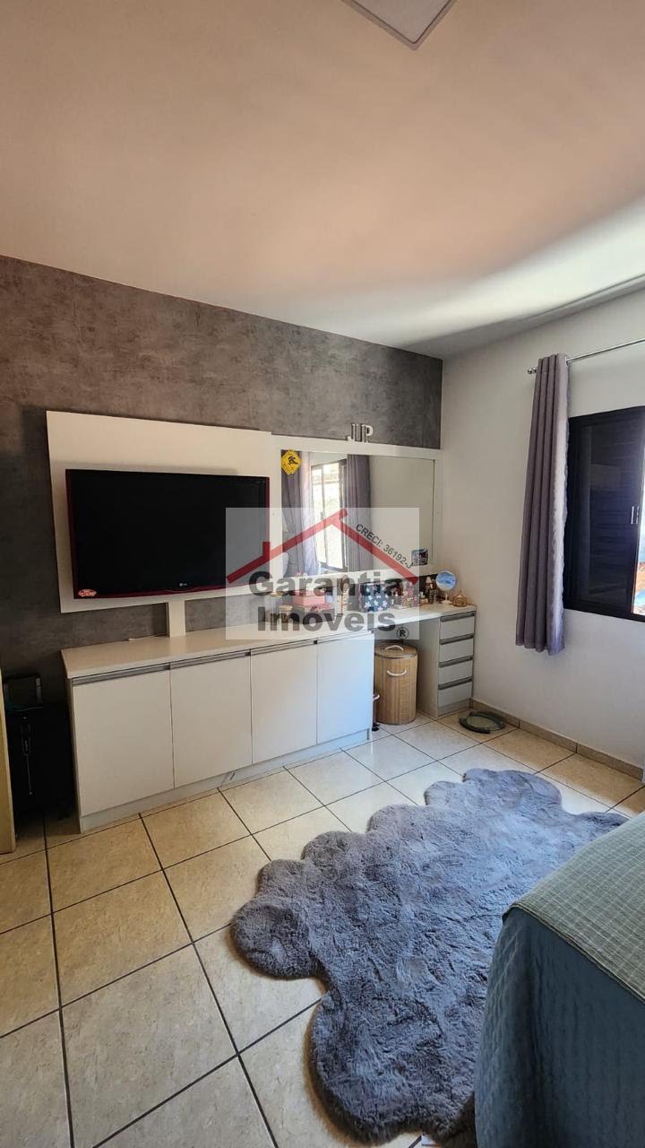 Casa à venda com 5 quartos, 1 suíte, 4 vagas e 198m² no Cipava, Osasco (SP) — foto 22 de 30