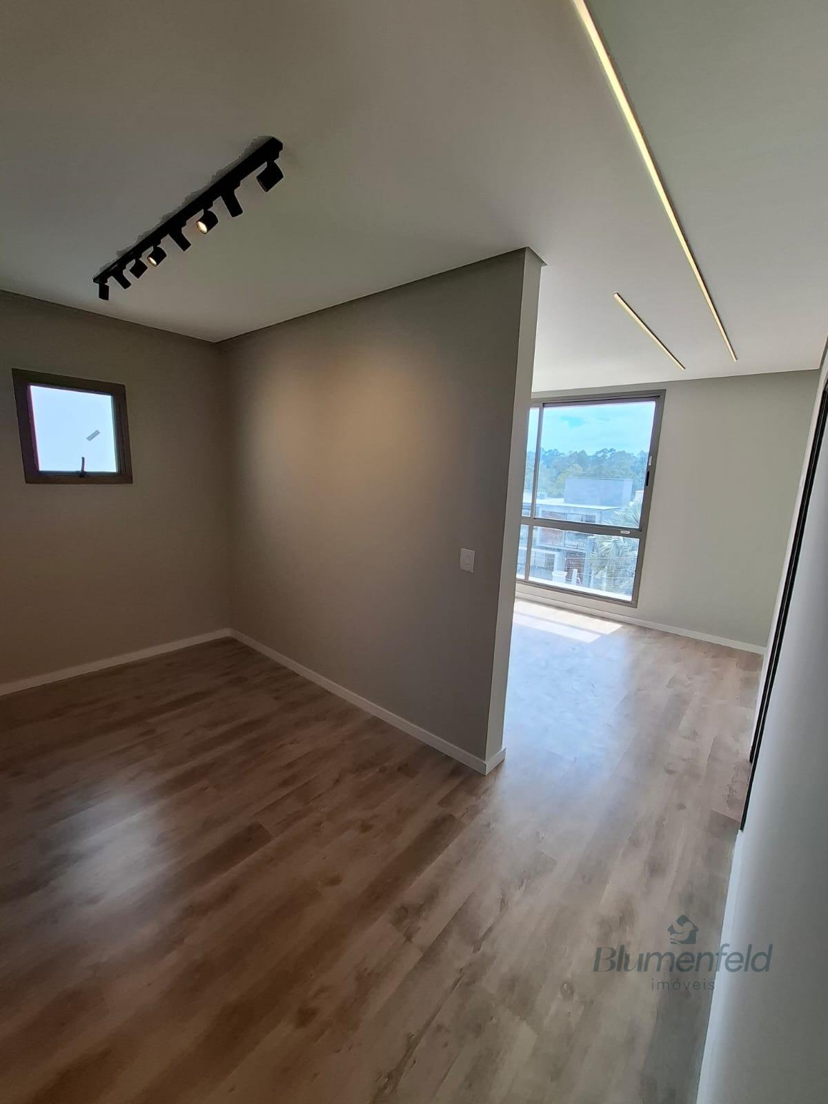 Casa à venda com 2 quartos, 2 suítes, 2 vagas e 355m² no Condomínio Real Park, Arujá (SP) — foto 13 de 15