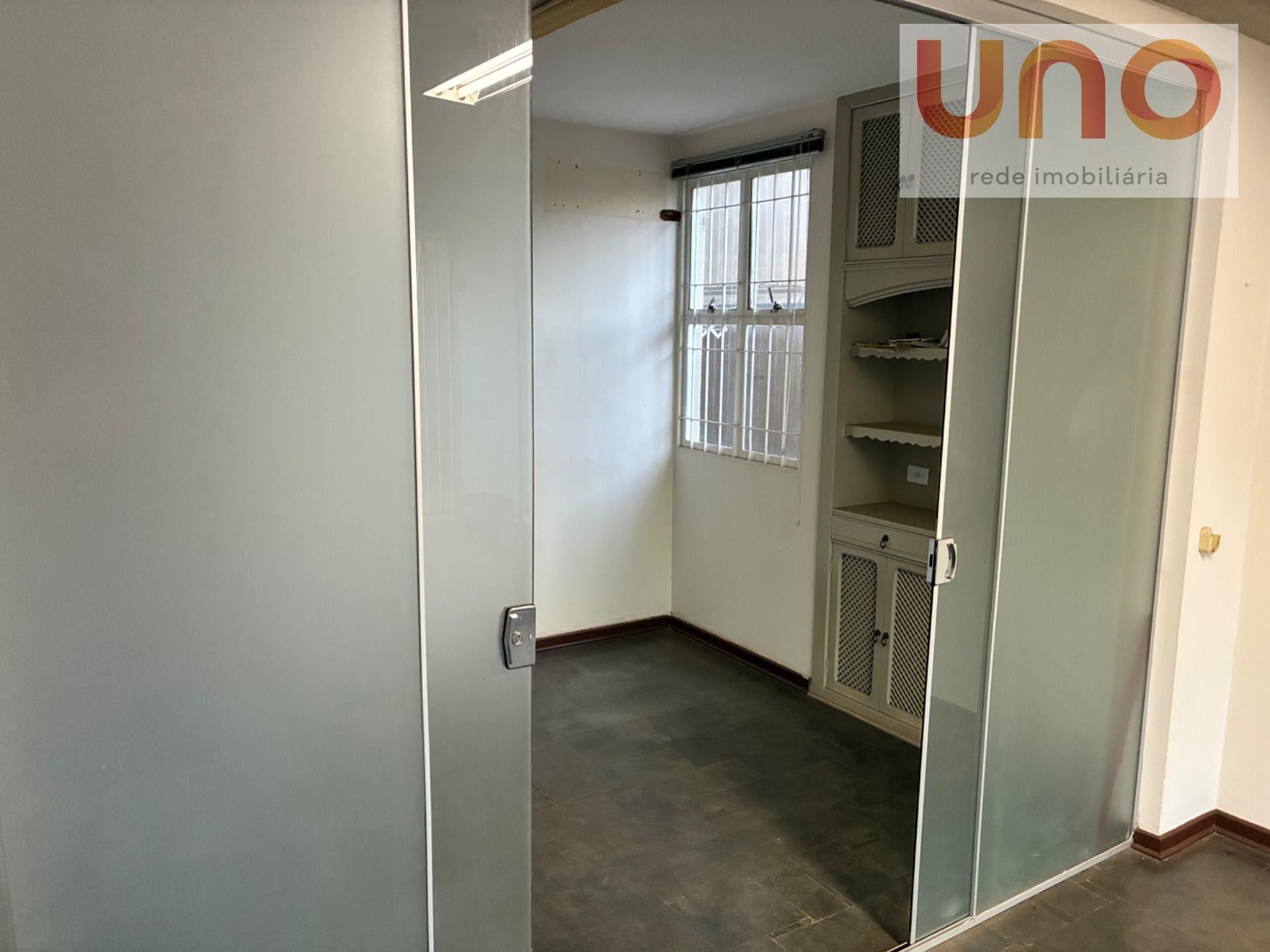 Comercial para alugar com 4 banheiros, 5 vagas e 380m² no Jardim dos Estados, Campo Grande (MS) — foto 17 de 30
