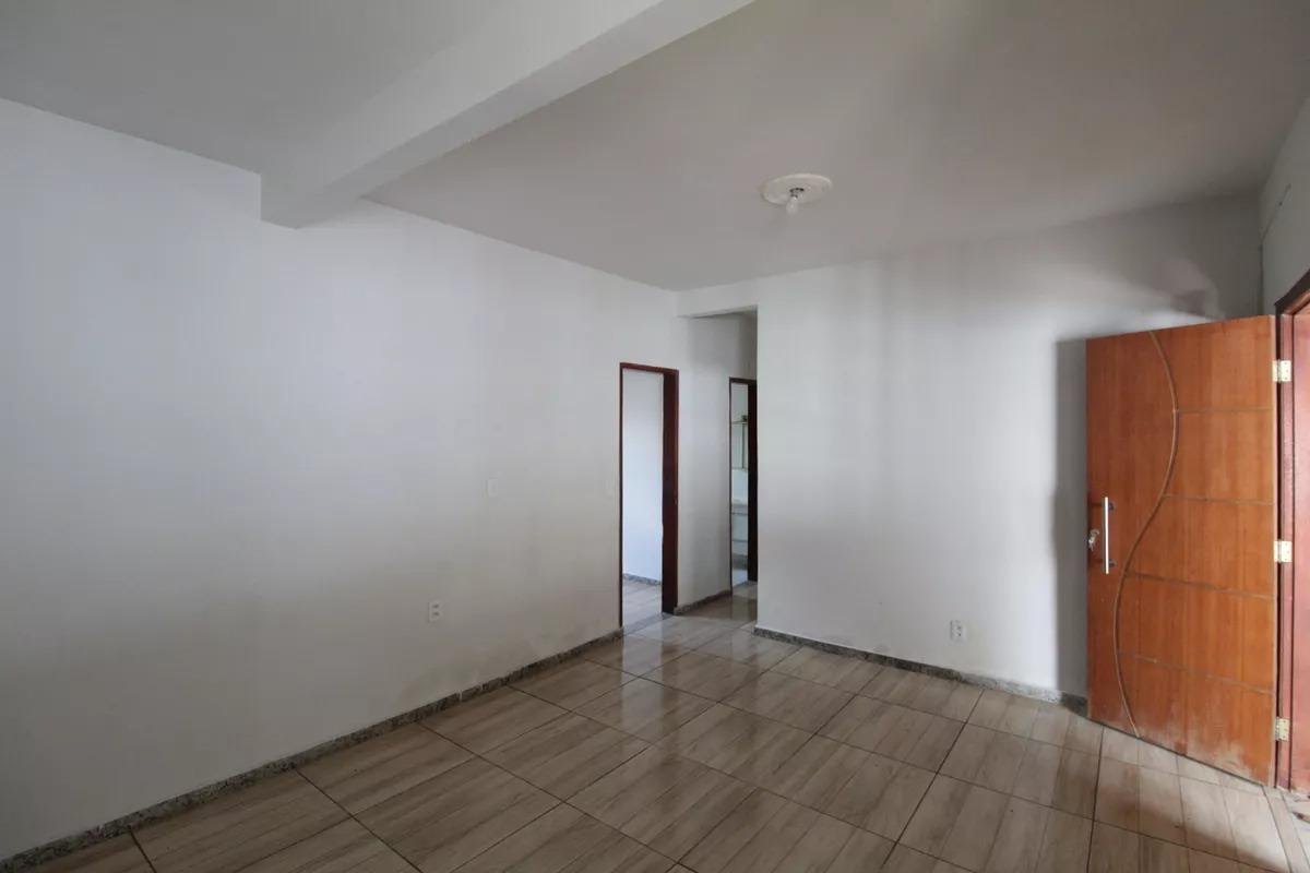 Casa à venda com 4 quartos, 2 suítes, 1 vaga e 486m² no Santa Monica, Belo Horizonte (MG) — foto 12 de 21