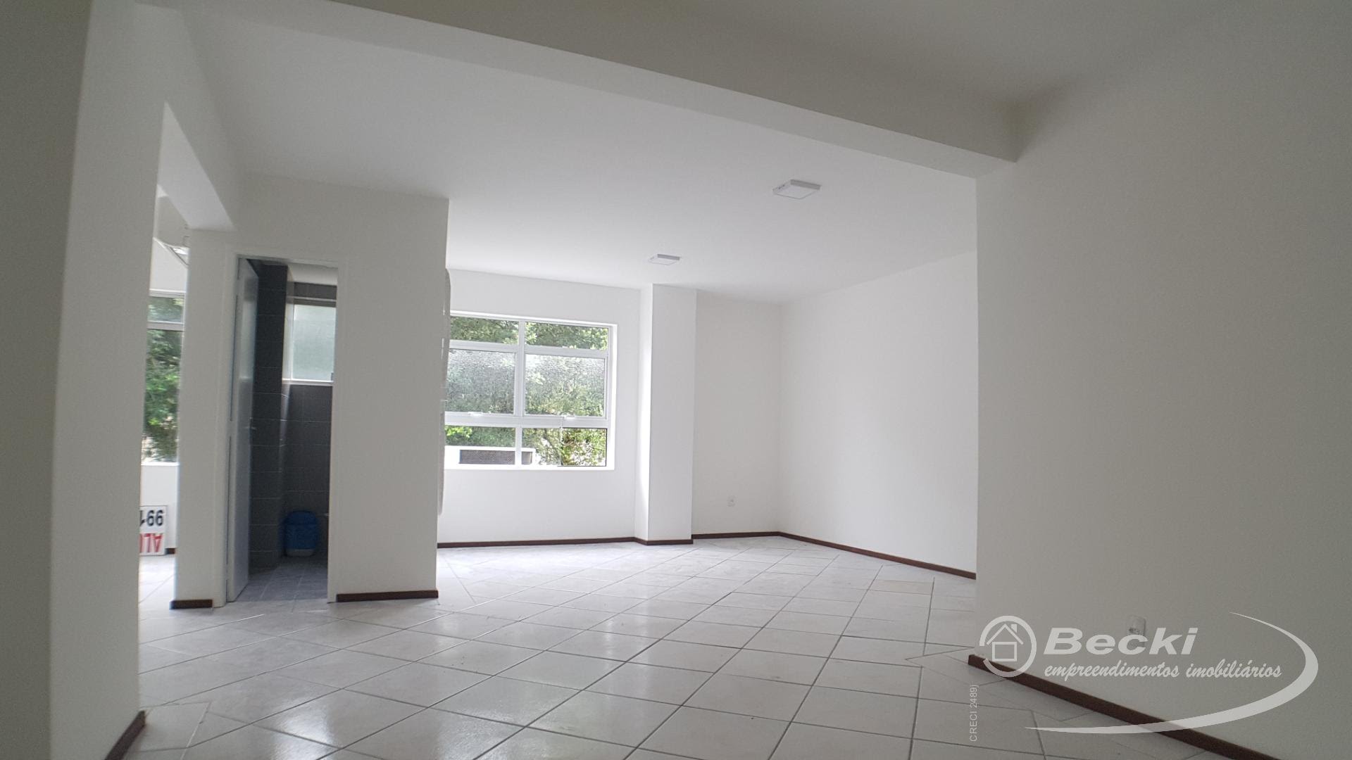 Edificio Precisente Sala Comercial