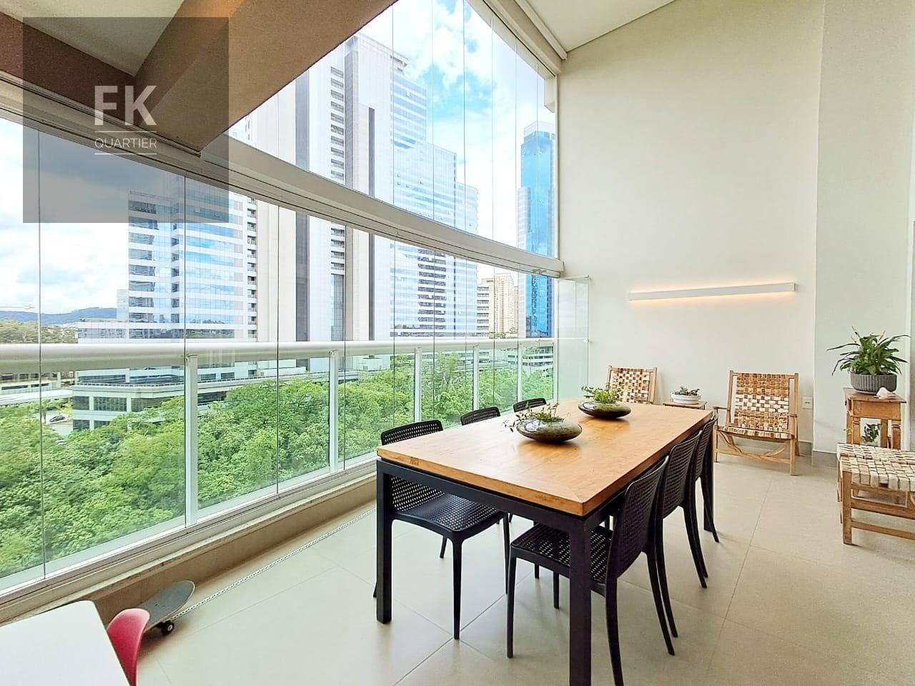 Apartamento à venda com 4 quartos, 4 suítes e 4 vagas no Alphaville Empresarial, Barueri (SP) — foto 8 de 20