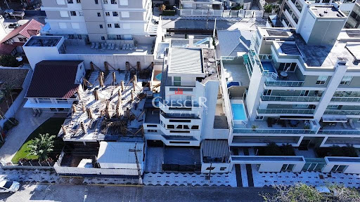 Apartamento 04 dormitórios para venda em Caiobá