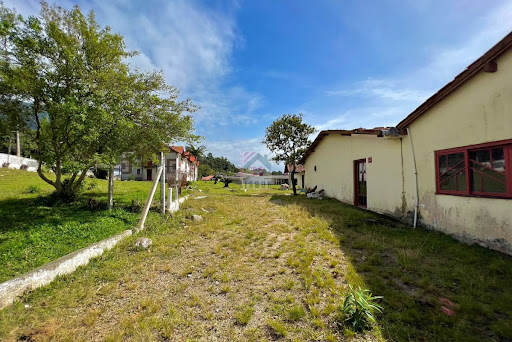 Área em Praia de Fora  -  Palhoça
