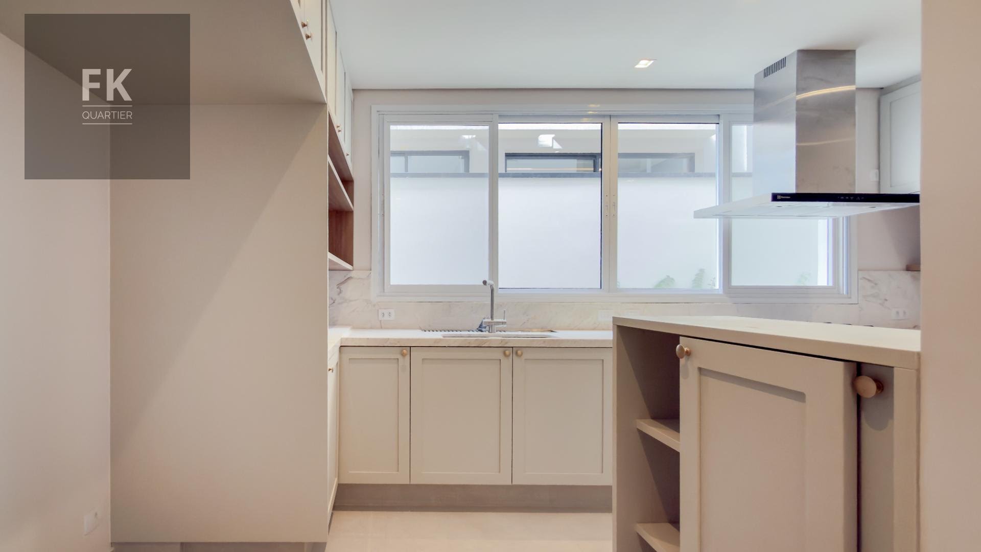 Casa à venda com 4 quartos, 4 suítes, 4 vagas e 360m² no Alphaville, Santana de Parnaíba (SP) — foto 16 de 30