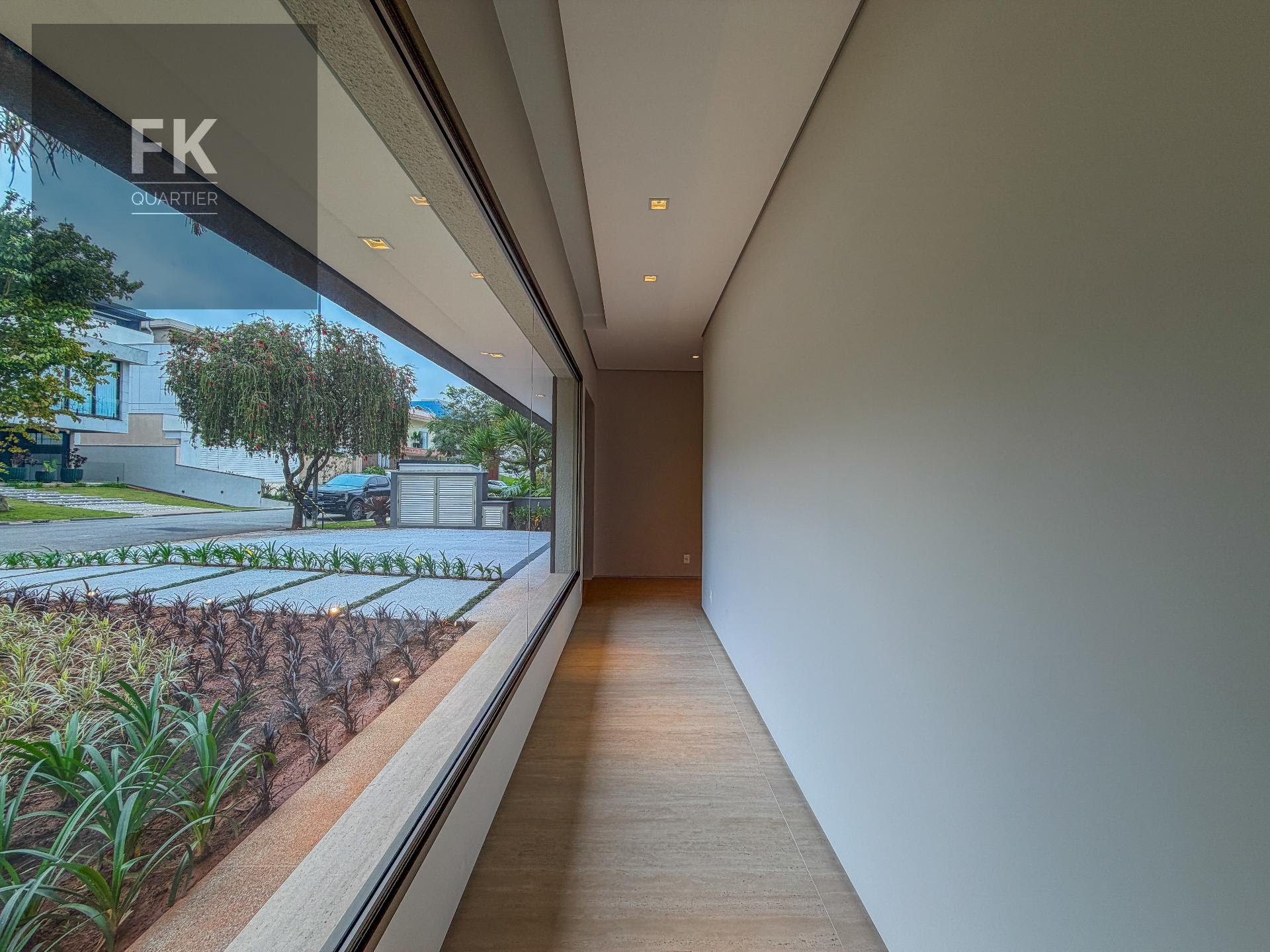 Casa à venda com 5 quartos, 5 suítes, 6 vagas e 480m² no Tamboré, Barueri (SP) — foto 2 de 30