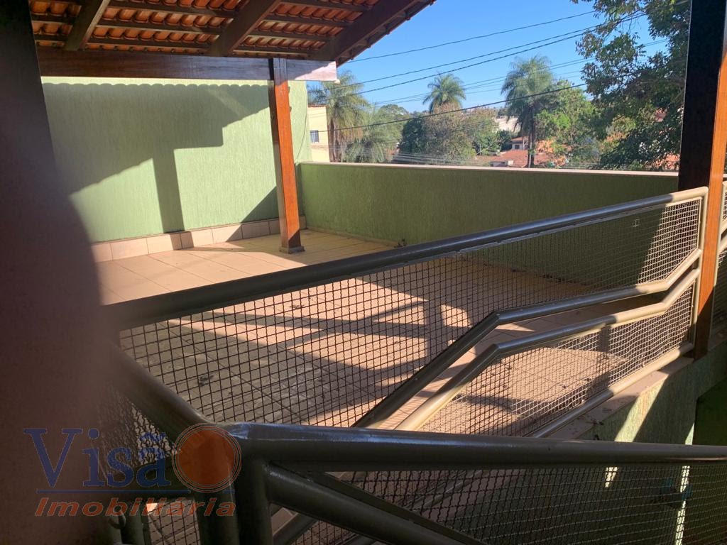 Casa para alugar com 4 quartos, 1 suíte e 2 vagas no Alto do Corrego, Paracatu (MG) — foto 11 de 14