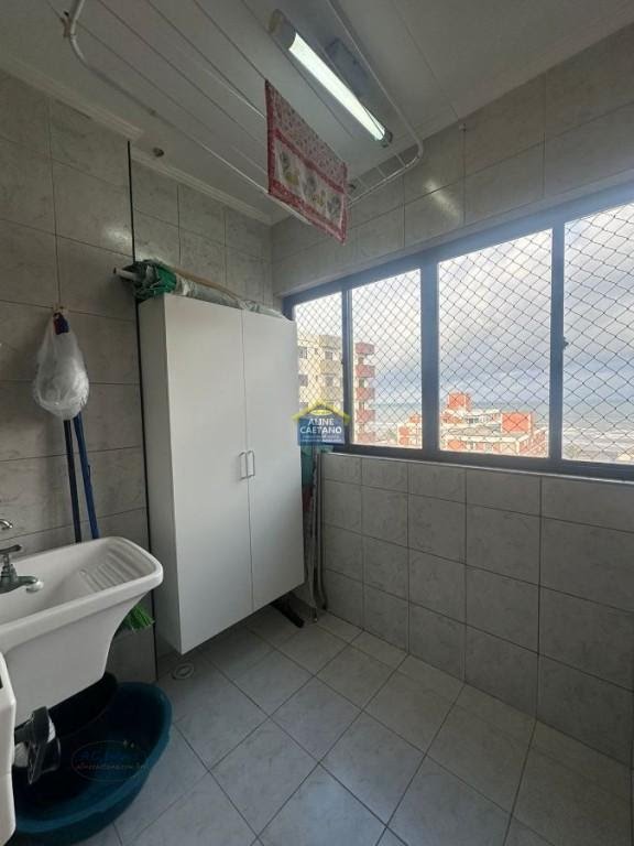 Apartamento à venda com 3 quartos, 1 suíte, 2 vagas e 95m² no Vila Tupi, Praia Grande (SP) — foto 18 de 28