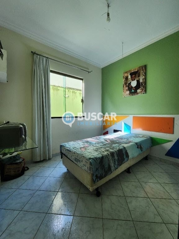 Casa à venda com 3 quartos, 1 suíte, 2 vagas e 250m² no Conceição, Feira de Santana (BA) — foto 10 de 13
