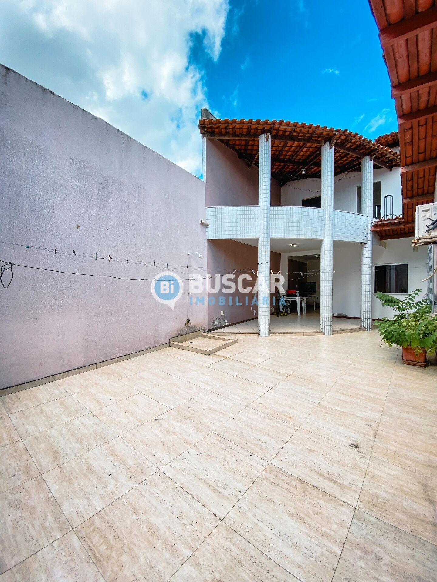 Casa à venda com 5 quartos, 5 suítes, 2 vagas e 300m² no Capuchinhos, Feira de Santana (BA) — foto 19 de 26
