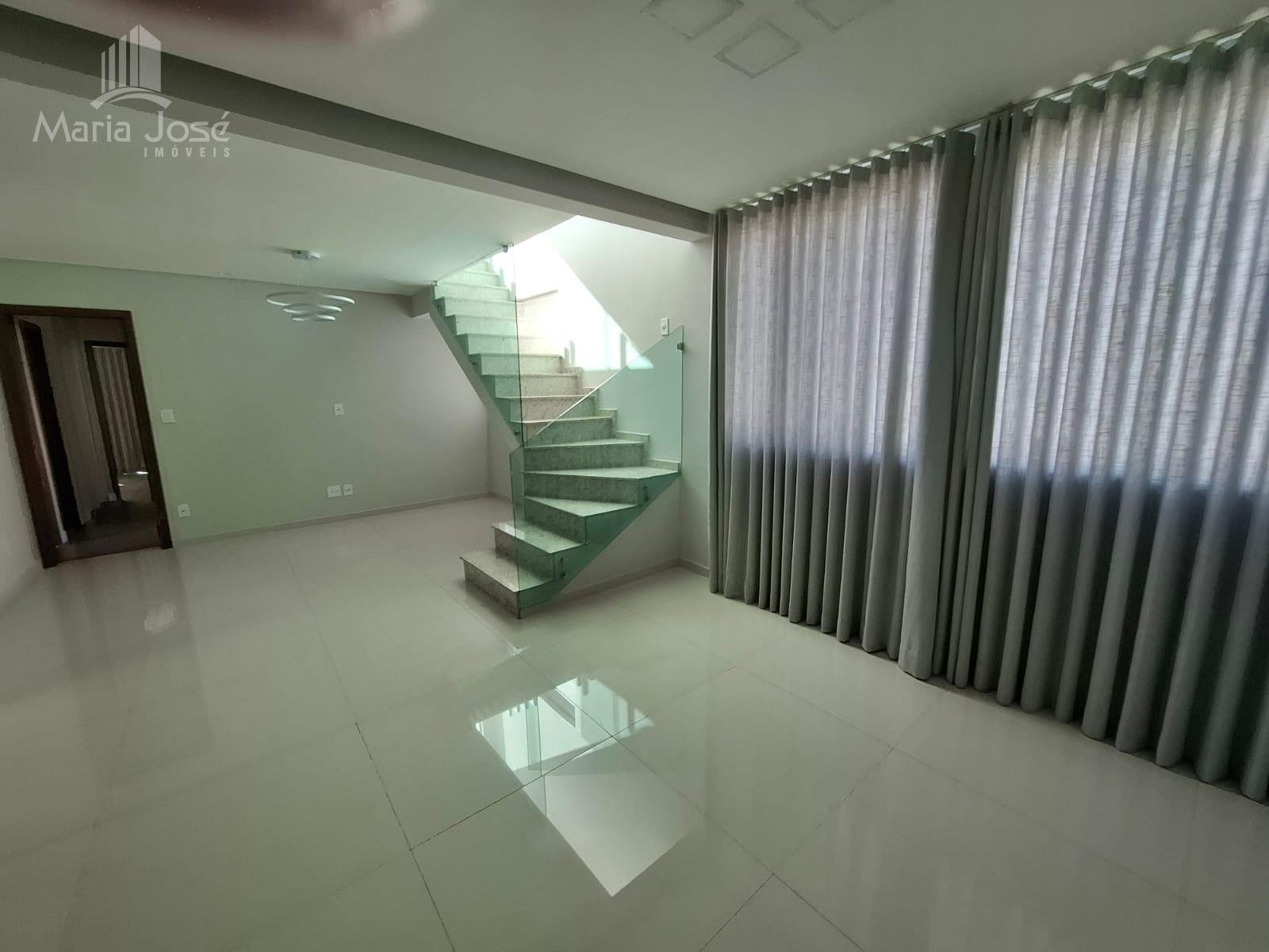 Cobertura à venda com 4 quartos, 1 suíte, 3 vagas e 200m² no Jardim Cambui, Sete Lagoas (MG) — foto 18 de 30