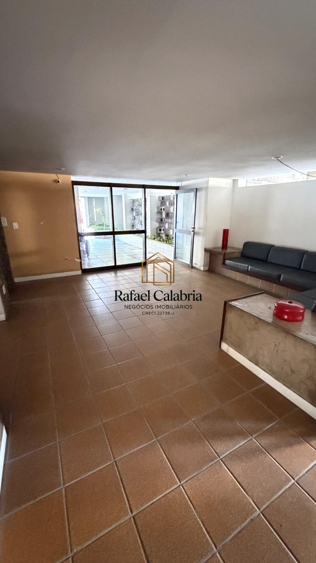 Apartamento à venda com 3 quartos, 2 banheiros, 1 vaga e 120m² no Aflitos, Recife — foto principal