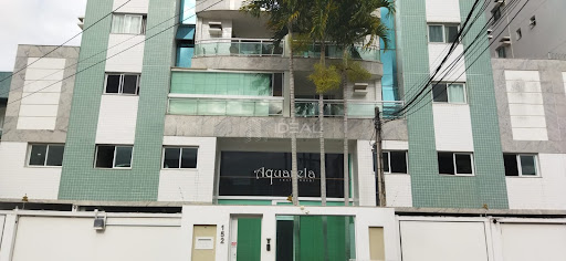Apartamento com área externa no Flamboyant