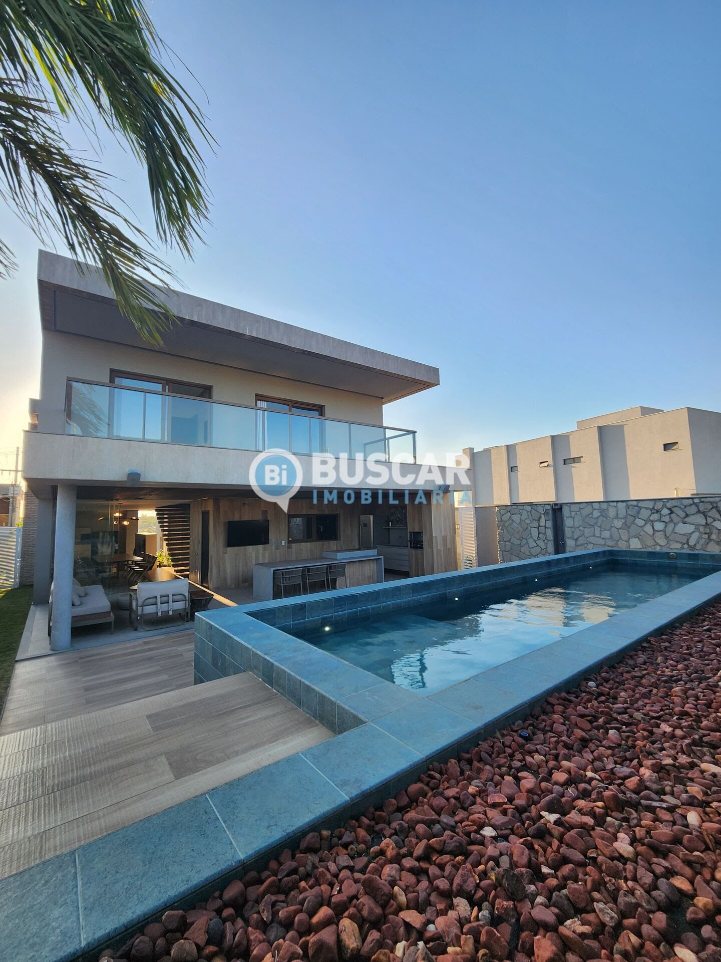 Casa à venda com 4 quartos, 4 suítes, 4 vagas e 402m² no Vale do Jacuípe, Feira de Santana (BA) — foto 12 de 30
