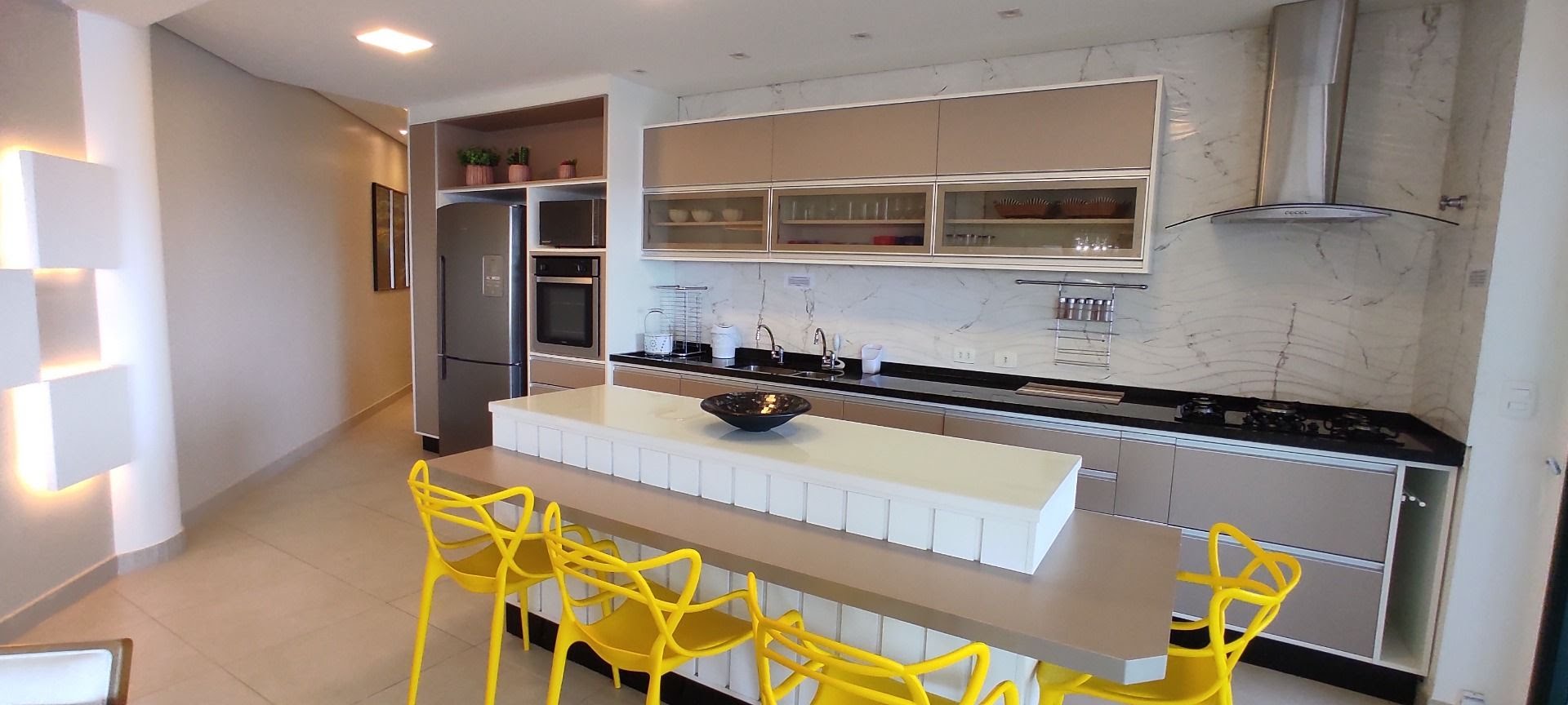 Apartamento para alugar com 3 quartos, 3 banheiros, 2 vagas e 163m² no Praia Grande, Ubatuba (SP) — foto 5 de 15
