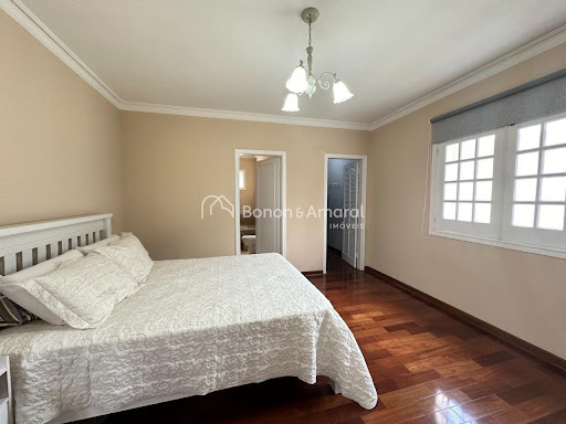 Casa, 4 quartos, 265 m² - Foto 13