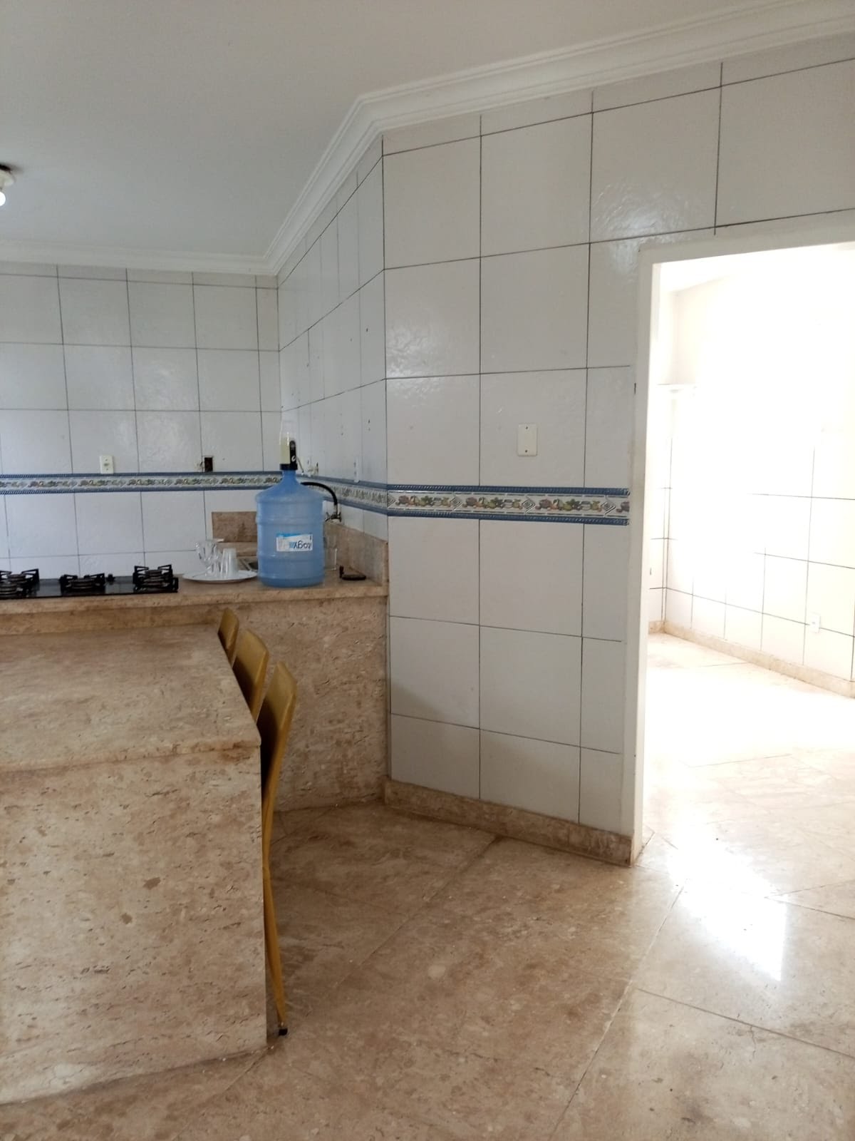 Comercial para alugar com 3 banheiros, 6 vagas e 380m² no Lagoa Salgada, Feira de Santana (BA) — foto 13 de 30