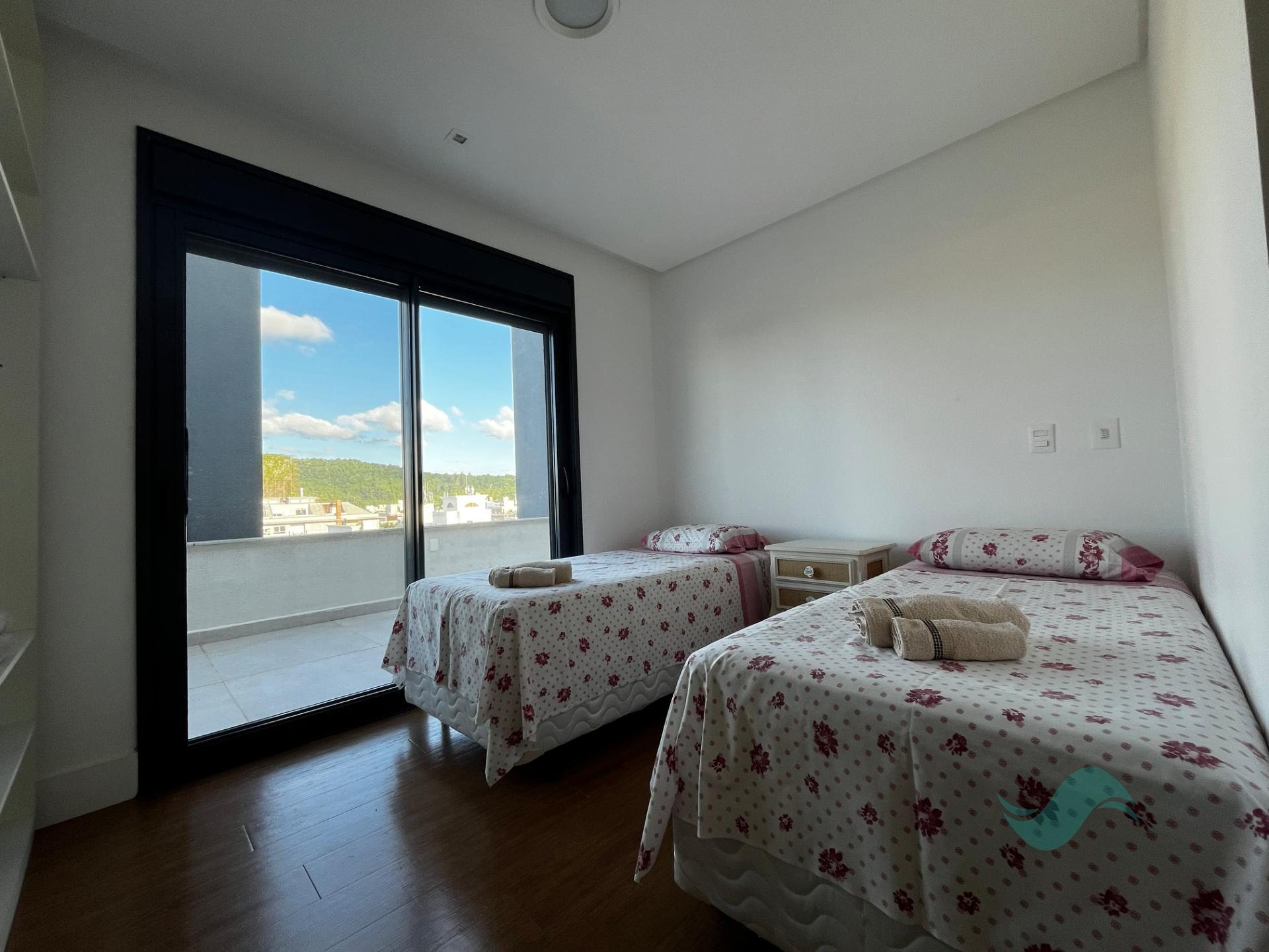 Cobertura à venda com 4 quartos, 4 suítes, 3 vagas e 240m² no Jurerê, Florianópolis (SC) — foto 16 de 19