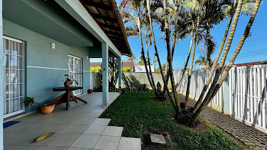 Sobrado à venda em Brejatuba, Guaratuba | 4 dorms, 3 suítes