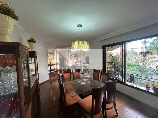 Apartamento à Venda no Pacaembu SP, 290m², 4 Dorms, 2 Suítes