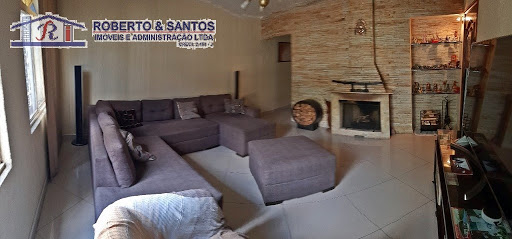 sala com lareira