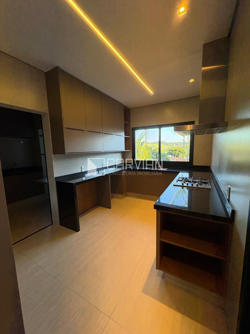 Casa à venda com 4 quartos, 4 suítes, 6 vagas e 260m² no Bonfim Paulista, Ribeirão Preto (SP) — foto 2 de 29