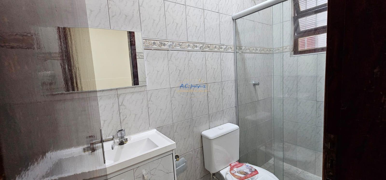 Casa à venda com 2 quartos, 1 suíte, 4 vagas e 135m² no Maracana, Praia Grande (SP) — foto 15 de 30