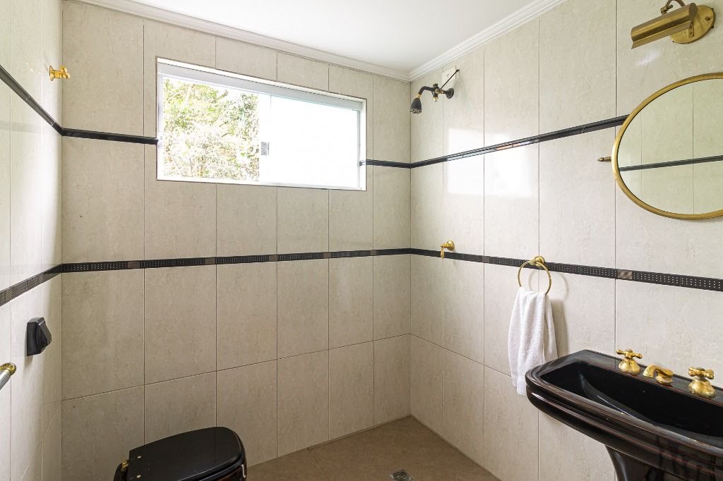 Casa à venda com 3 quartos, 3 suítes, 2 vagas e 400m² no Condomínio Country Club, Arujá (SP) — foto 18 de 30