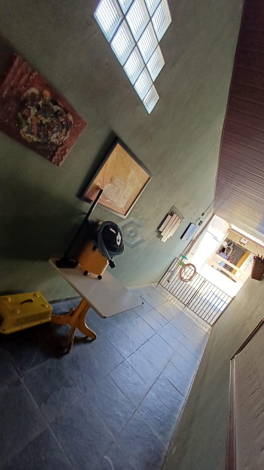 Casa à venda com 4 quartos, 1 suíte, 2 vagas e 230m² no Jardim Simus, Sorocaba (SP) — foto 13 de 30