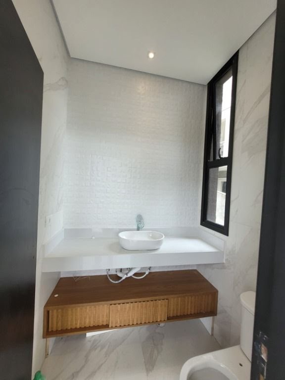 Casa à venda com 4 quartos, 4 suítes, 6 vagas e 441m² no Condominio Arujazinho V, Arujá (SP) — foto 15 de 19