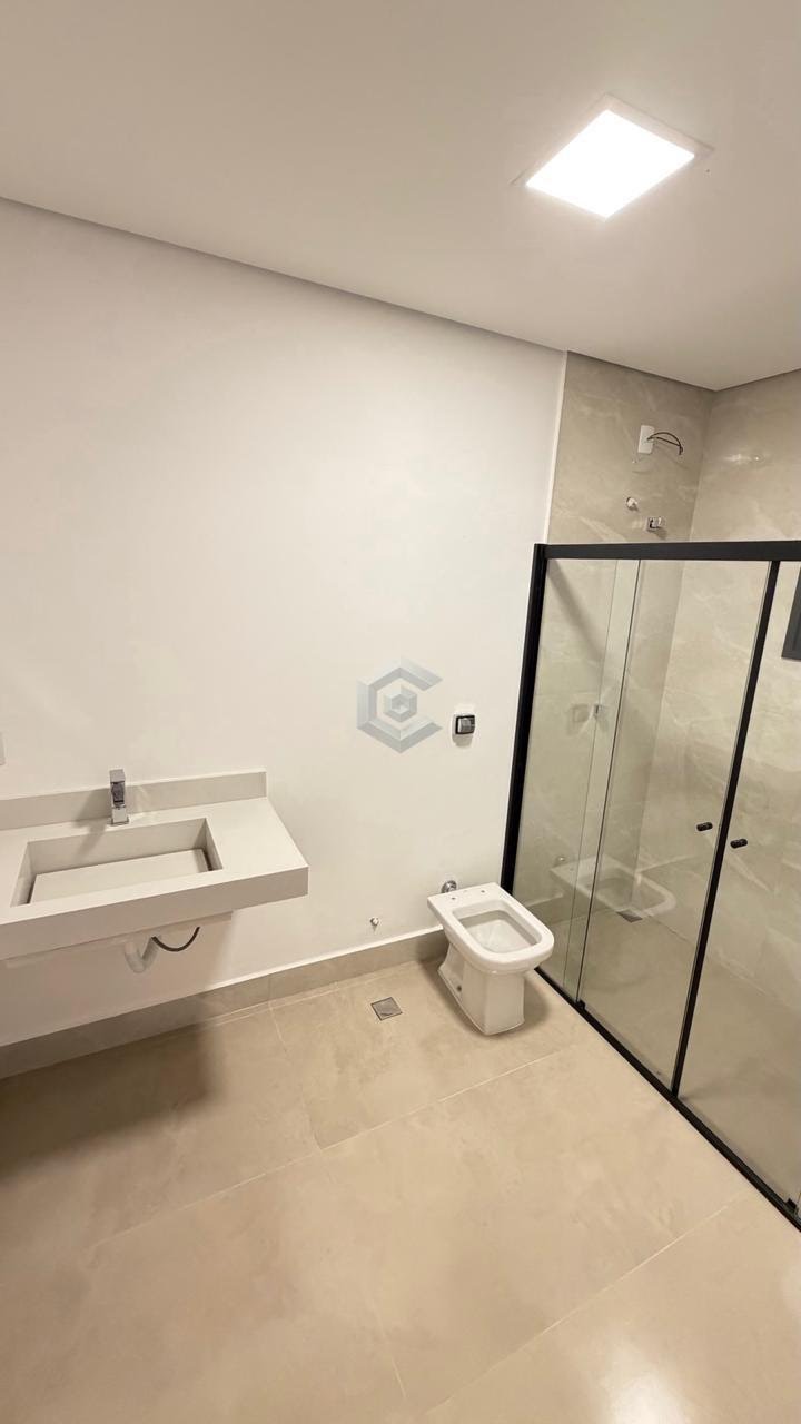 Casa à venda com 4 quartos, 4 suítes, 4 vagas e 210m² no Residencial Cyrela Landscape Esplanada, Votorantim (SP) — foto 13 de 16