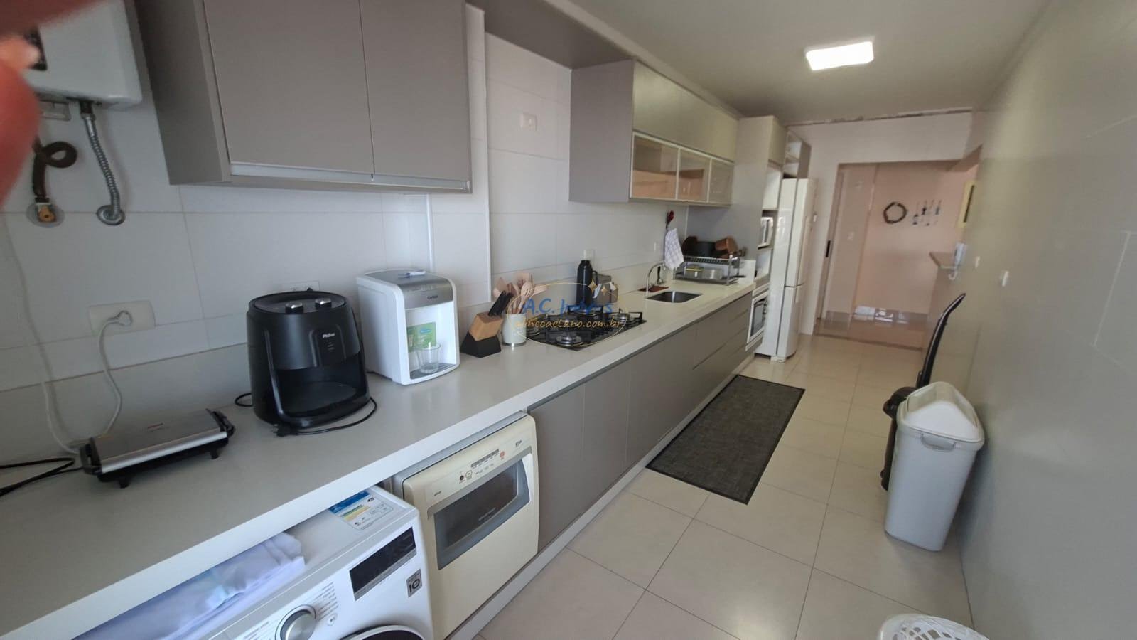 Apartamento para alugar com 3 quartos, 1 suíte, 2 vagas e 123m² no Aviação, Praia Grande (SP) — foto 7 de 30
