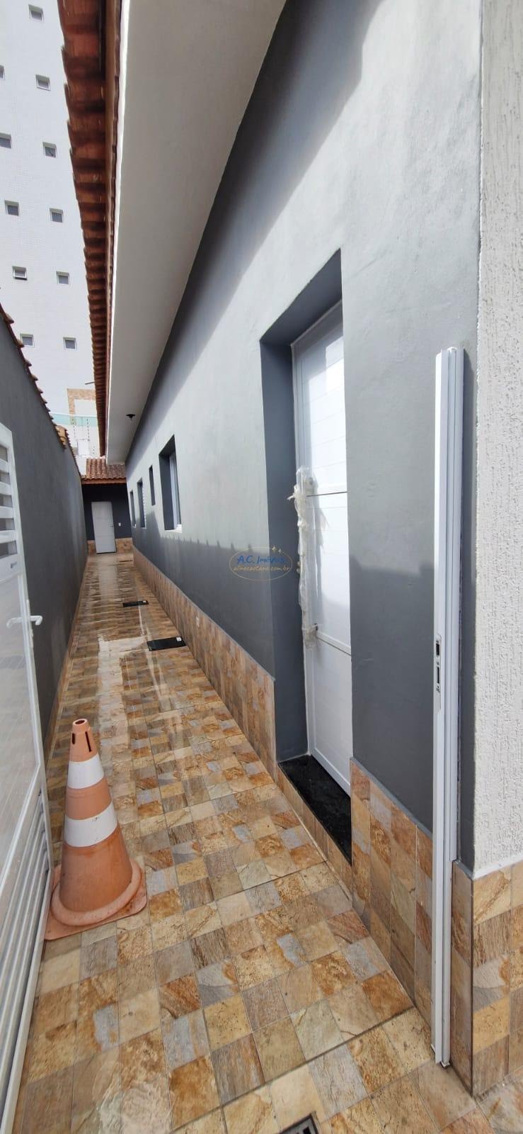 Casa à venda com 2 quartos, 1 suíte, 2 vagas e 79m² no Guilhermina, Praia Grande (SP) — foto 18 de 25