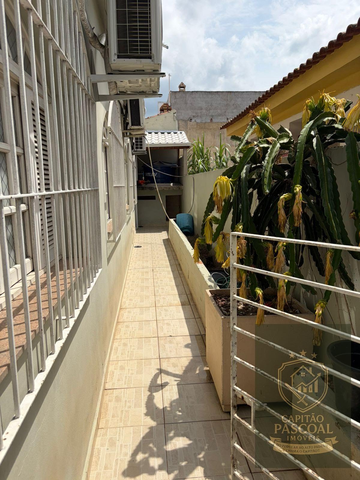 Casa à venda com 4 quartos, 2 banheiros, 2 vagas e 200m² no Centro, Campos dos Goytacazes (RJ) — foto 8 de 12