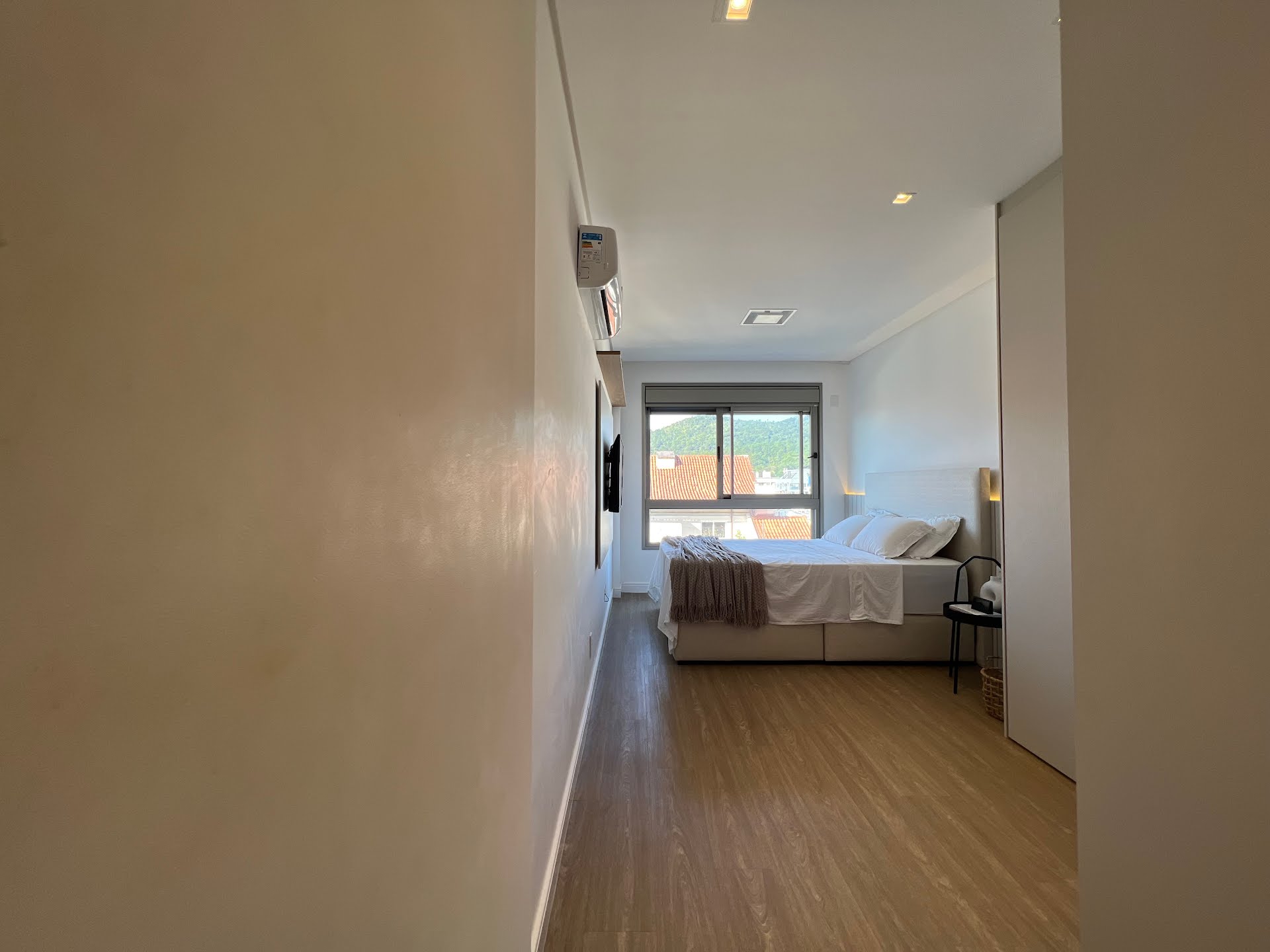Apartamento à venda com 2 suítes, 1 vaga e 100m² no Jurerê, Florianópolis (SC) — foto 23 de 26