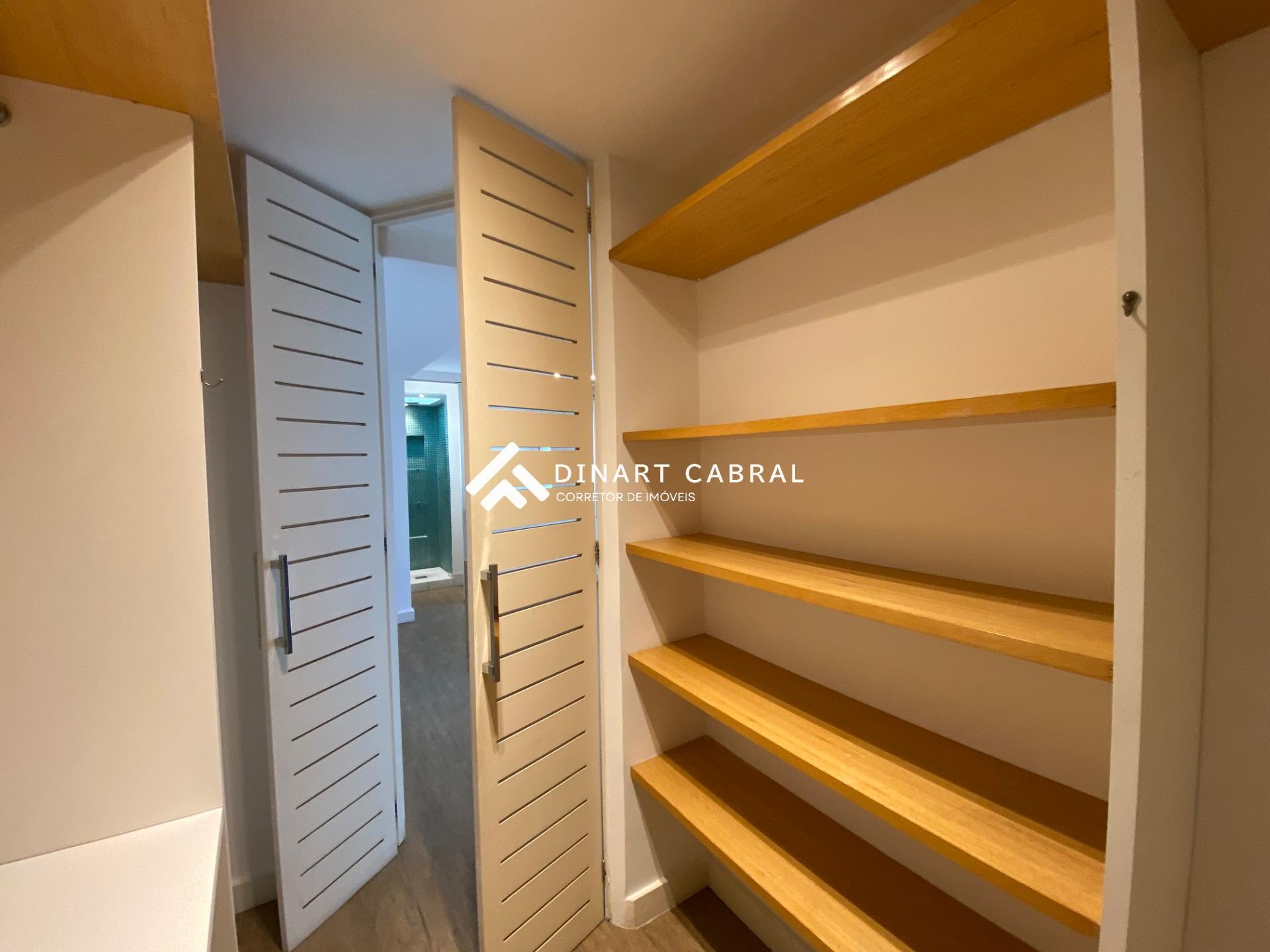 Apartamento à venda com 2 quartos, 1 suíte, 3 vagas e 176m² no Leblon, Rio de Janeiro (RJ) — foto 20 de 30
