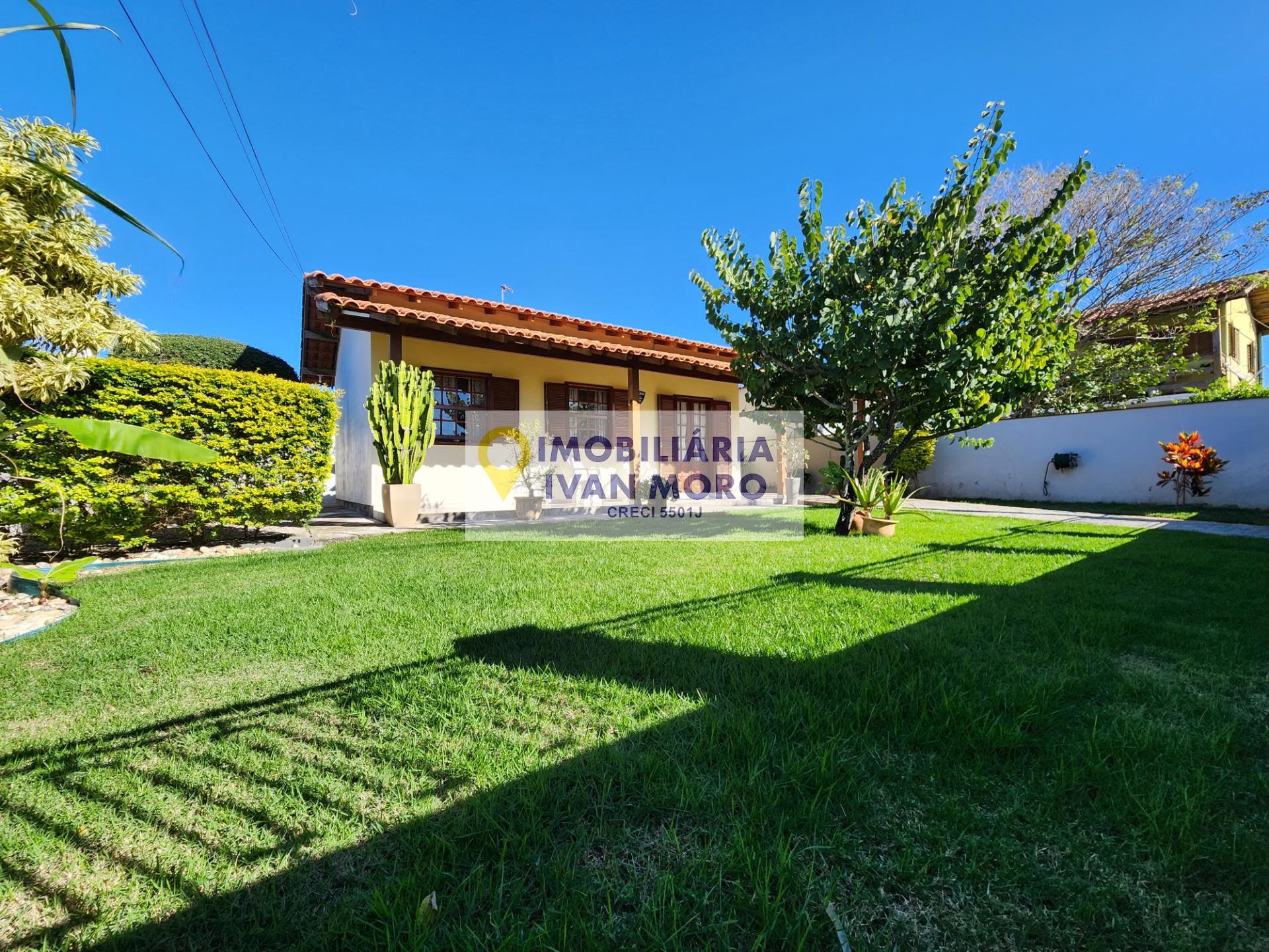 Casa à venda com 3 quartos, 2 banheiros, 2 vagas e 120m² no Ingleses do Rio Vermelho, Florianópolis — foto principal
