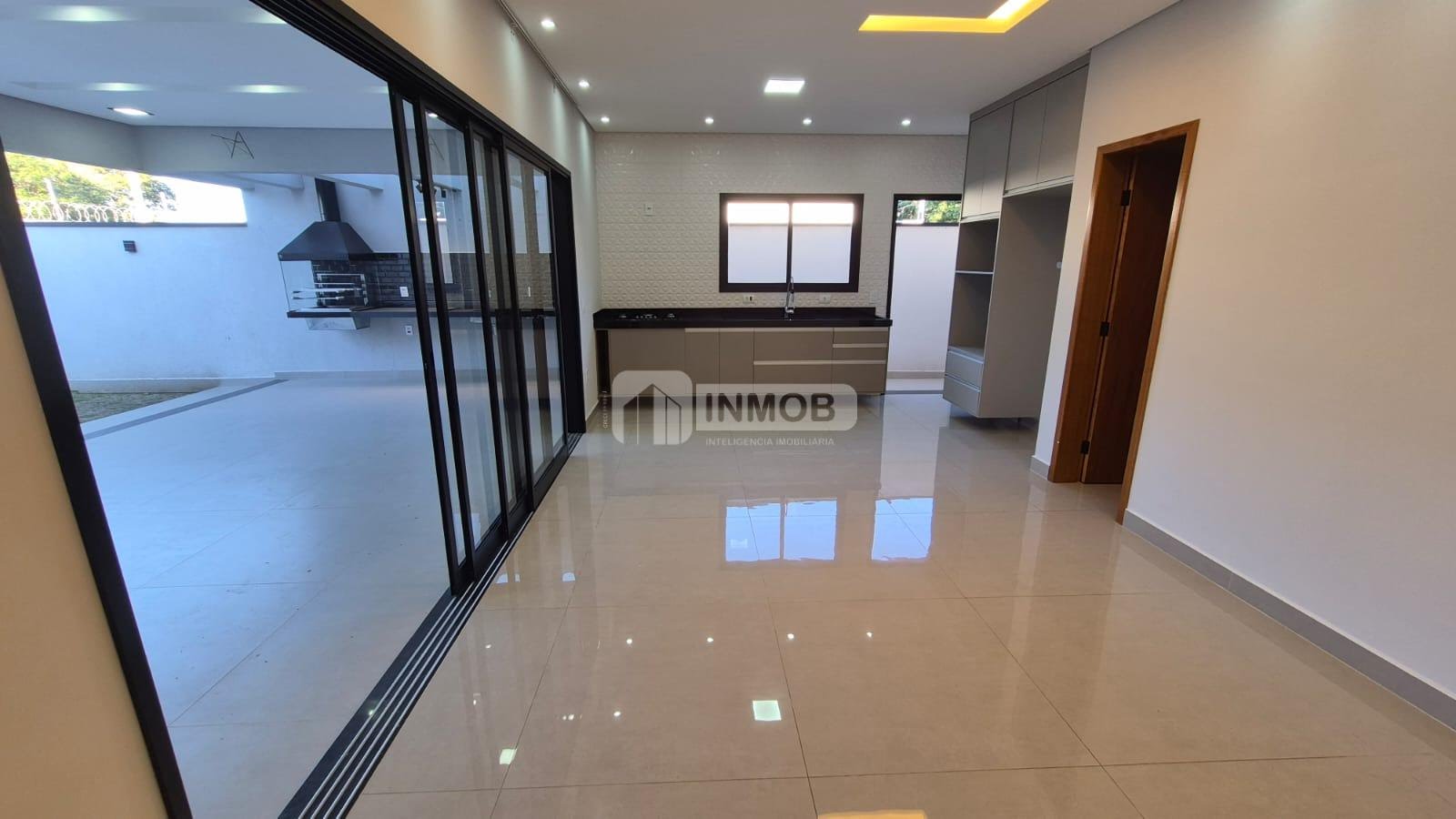 Casa à venda com 3 quartos, 1 suíte, 3 vagas e 191m² no Caminho Novo, Tremembé (SP) — foto 13 de 30