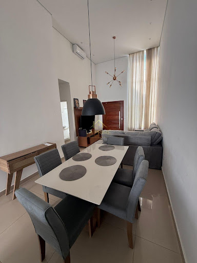 Casa de Condomínio em Cajuru do Sul - Sorocaba, SP