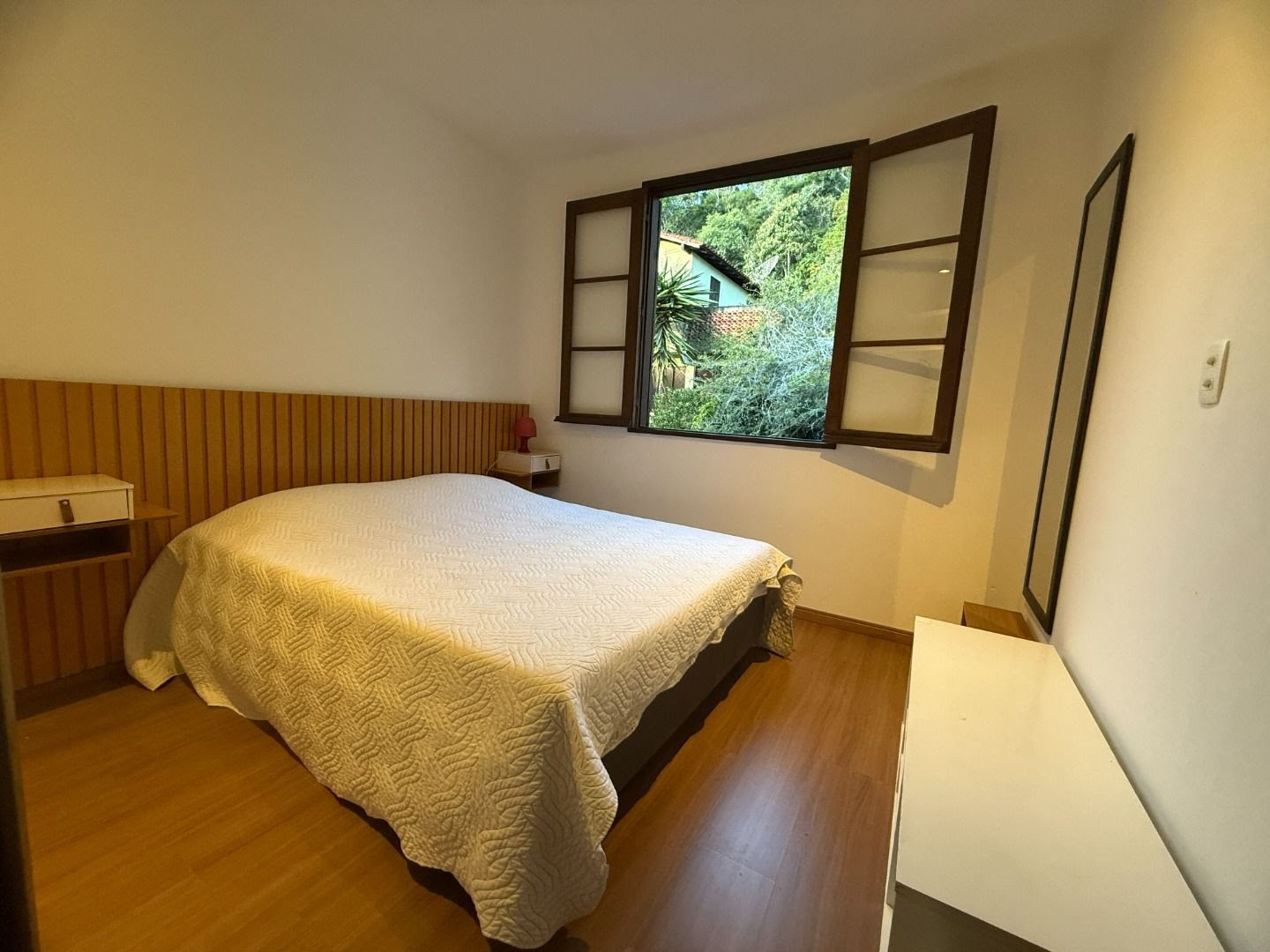 Casa à venda com 4 quartos, 5 banheiros, 1 vaga e 220m² no Golfe, Teresópolis (RJ) — foto 12 de 30