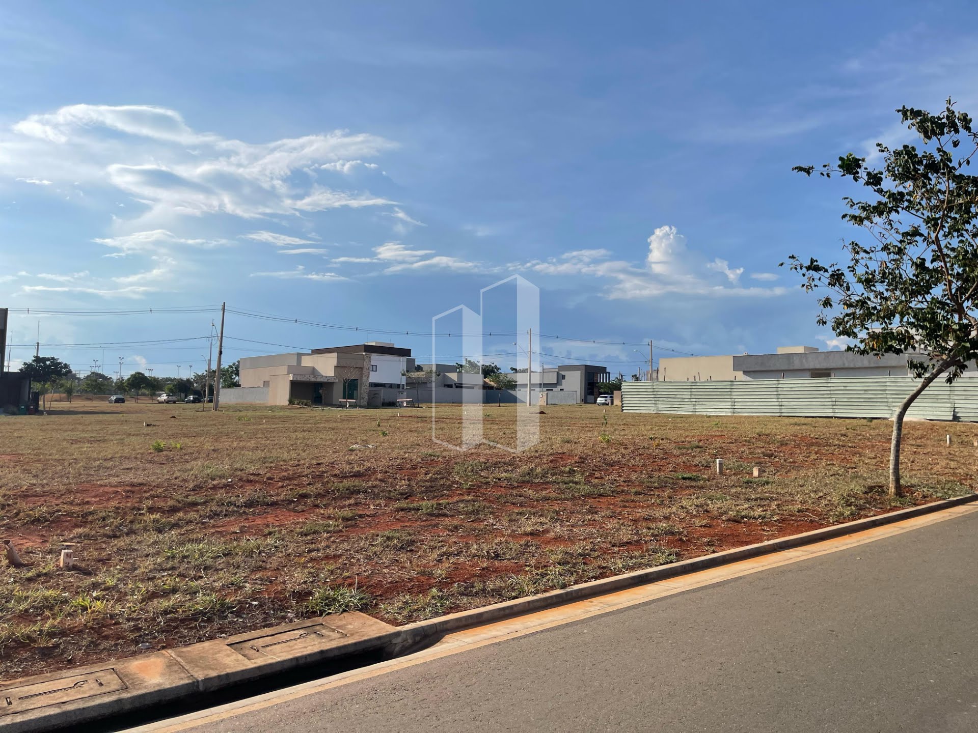 Terreno à venda com 300m² de terreno no Terras Alpha Residencial 2, Senador Canedo (GO) — foto 14 de 14