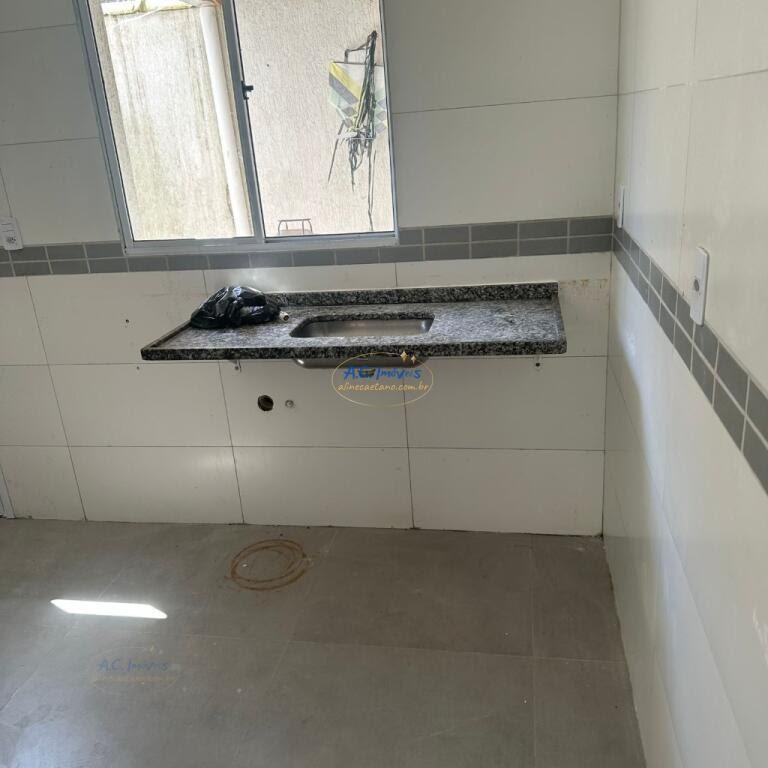 Casa à venda com 2 quartos, 2 banheiros, 1 vaga e 53m² no Jardim Melvi, Praia Grande (SP) — foto 9 de 30